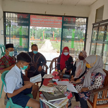 Kegiatan Daring dan Luring di SMPN 1 Selat Penuguan